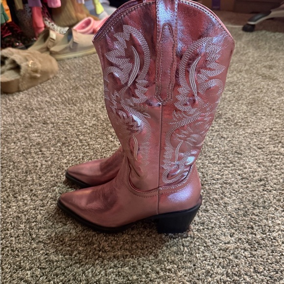 Lulu's Shiny Pink Heeled Boots - Picture 2 of 5